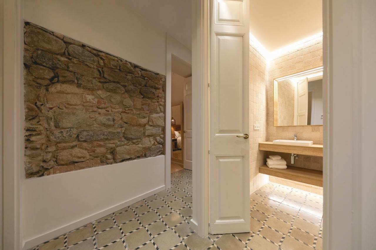 Bravissimo Mercaders, Beautiful 3 Bedroom Apartment Girona Esterno foto